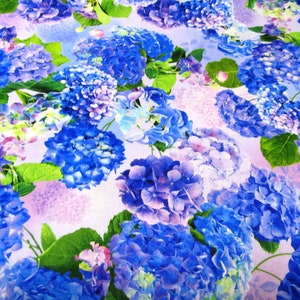 Hydrangea Hydrangeas Timeless cotton patchwork fabric 50 x 110 cm