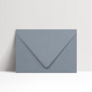 Enveloppes bleues poussiéreuses, enveloppes de mariage bleues, enveloppes d'invitation bleues, enveloppes grises bleues, mariage bleu poussiéreux, paquet de 25