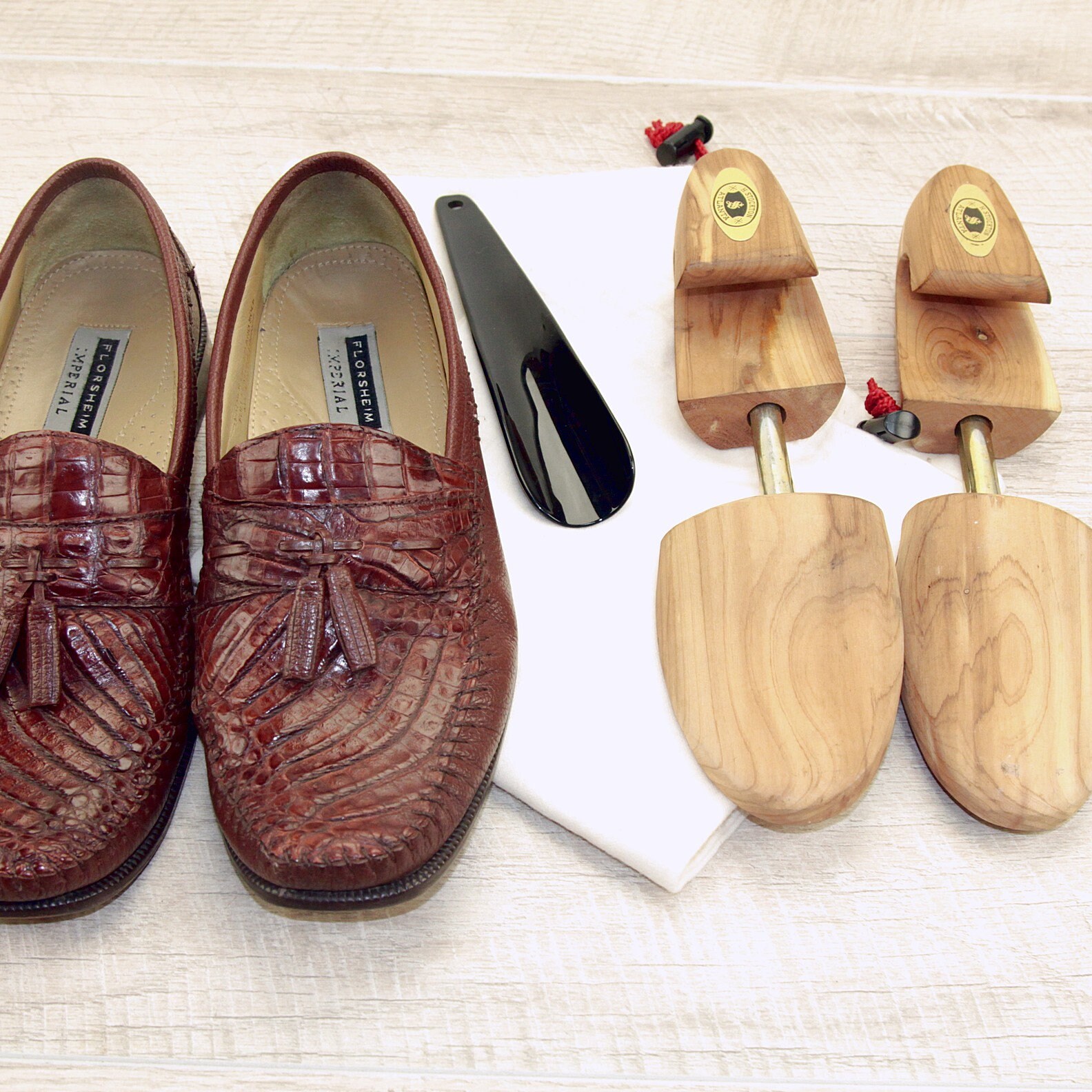 Florsheim IMPERIAL genuine ALLIGATOR Loafers Brown 8.5 D w/ Shoe Trees