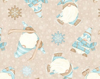 Könnte beinhalten: Ein nahtloses Muster mit einem sich wiederholenden Design von Gnom, die blaue und weiße Mützen und Schals tragen und auf einem beigefarbenen Hintergrund mit Schneeflocken Schlittschuh laufen.
