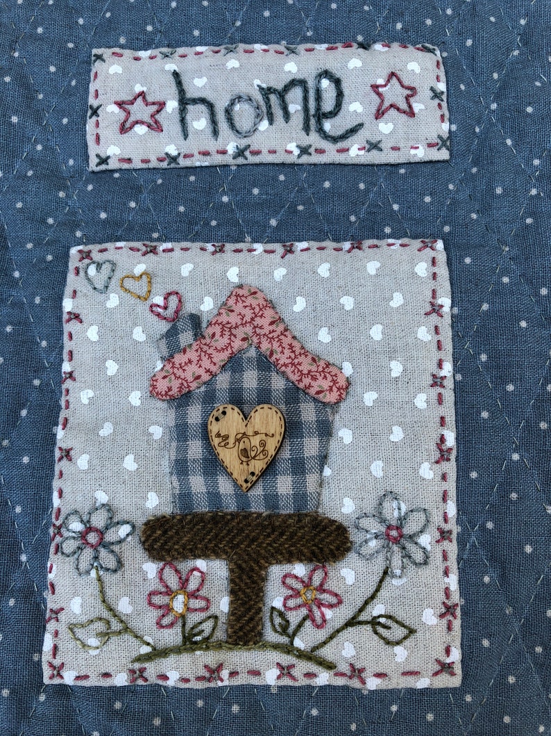 Banner in patchwork country style, birds, nest box, handmade 24 x 45 cm image 4