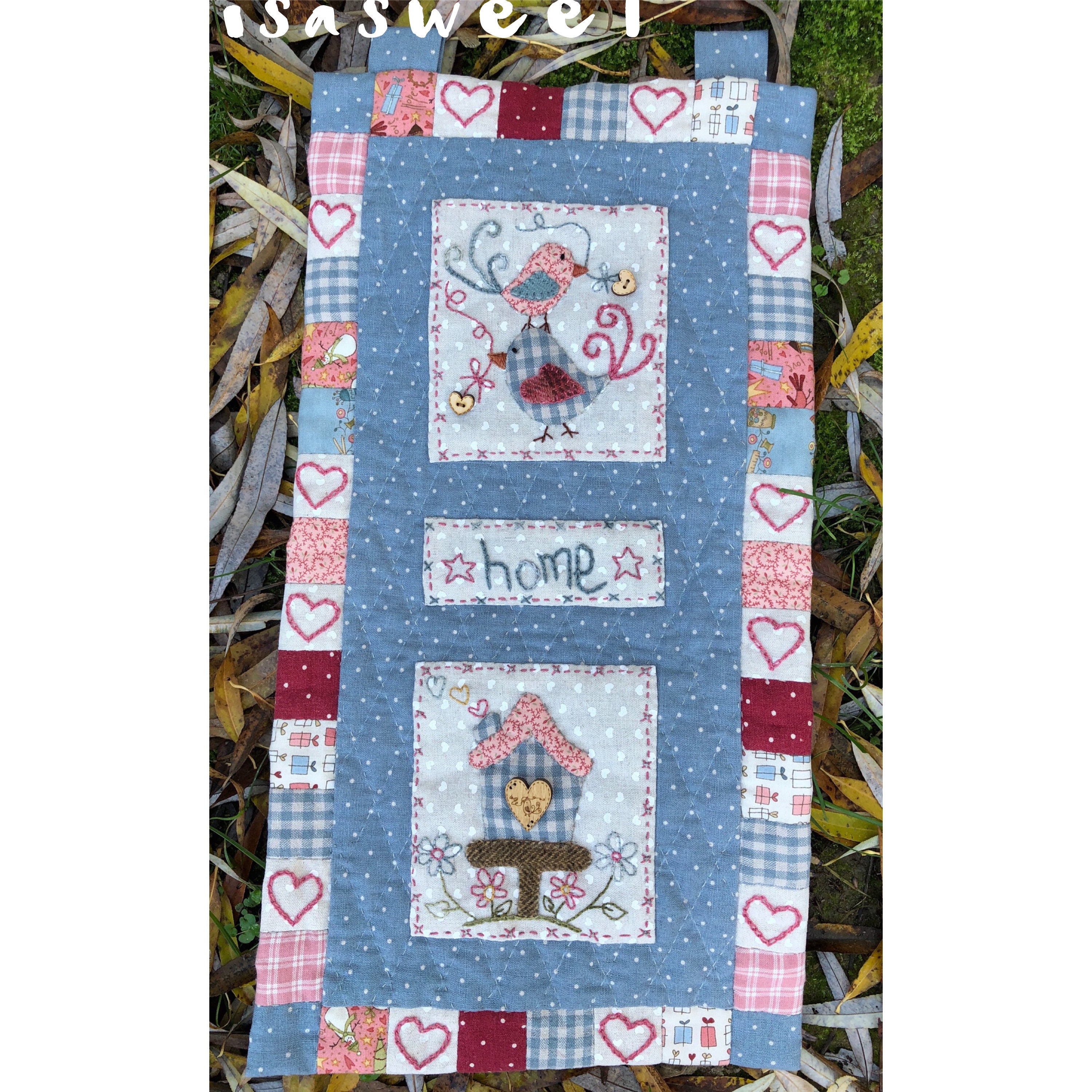 Bannière en Patchwork Style Country, Oiseaux, Nichoir , Fait Mains de 24 X 45 cm