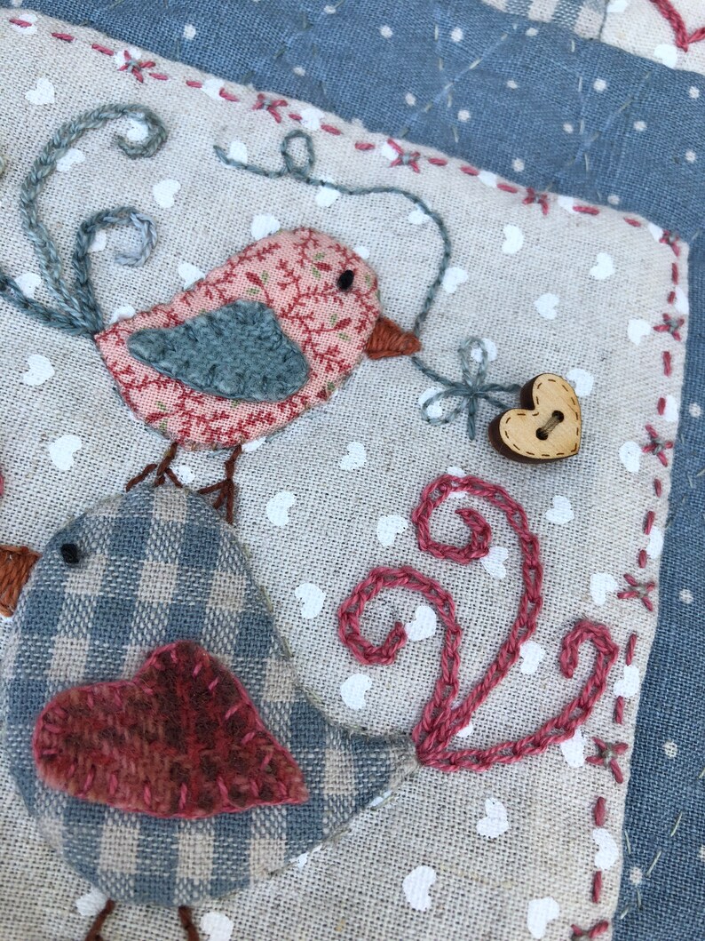 Banner in patchwork country style, birds, nest box, handmade 24 x 45 cm image 6