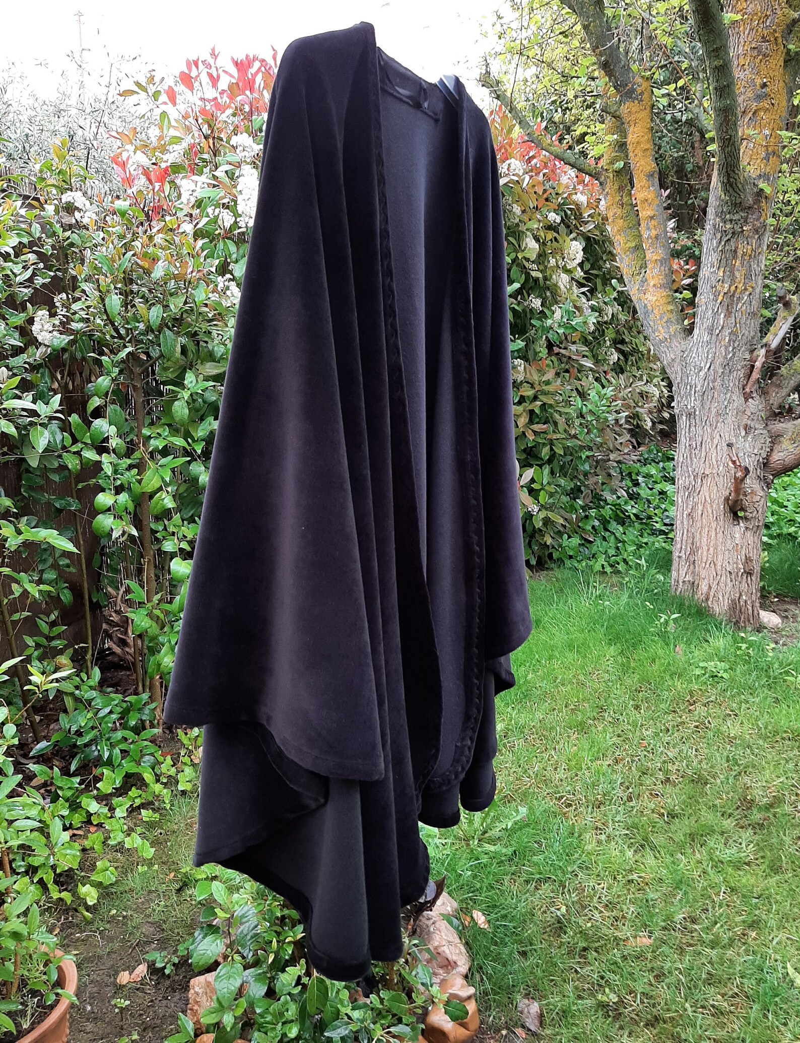 Black velvet cape black velvet evening cape | Etsy