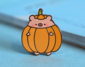 Pumpkin Pig Enamel Pin | Kawaii Cute Pig Pin | Cute Animals | Rose Gold Pig | Hard Enamel Pin | Lapel Pin | Funny pins | Pin badge Halloween