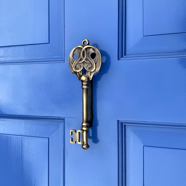 Key Door Knocker