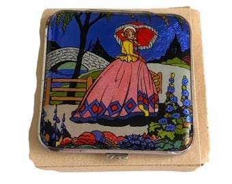 Art Deco Gwenda Powder Compact Foil Backed Picture Crinoline Lady circa 1930
