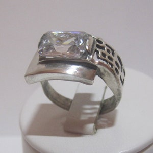 925 Sterling Silber Ring mit einem Stein elegantes Geschenk für ein Mädchen