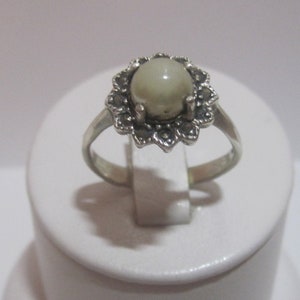 925 Sterling Silver Ring with a stone Elegant gift for a girl