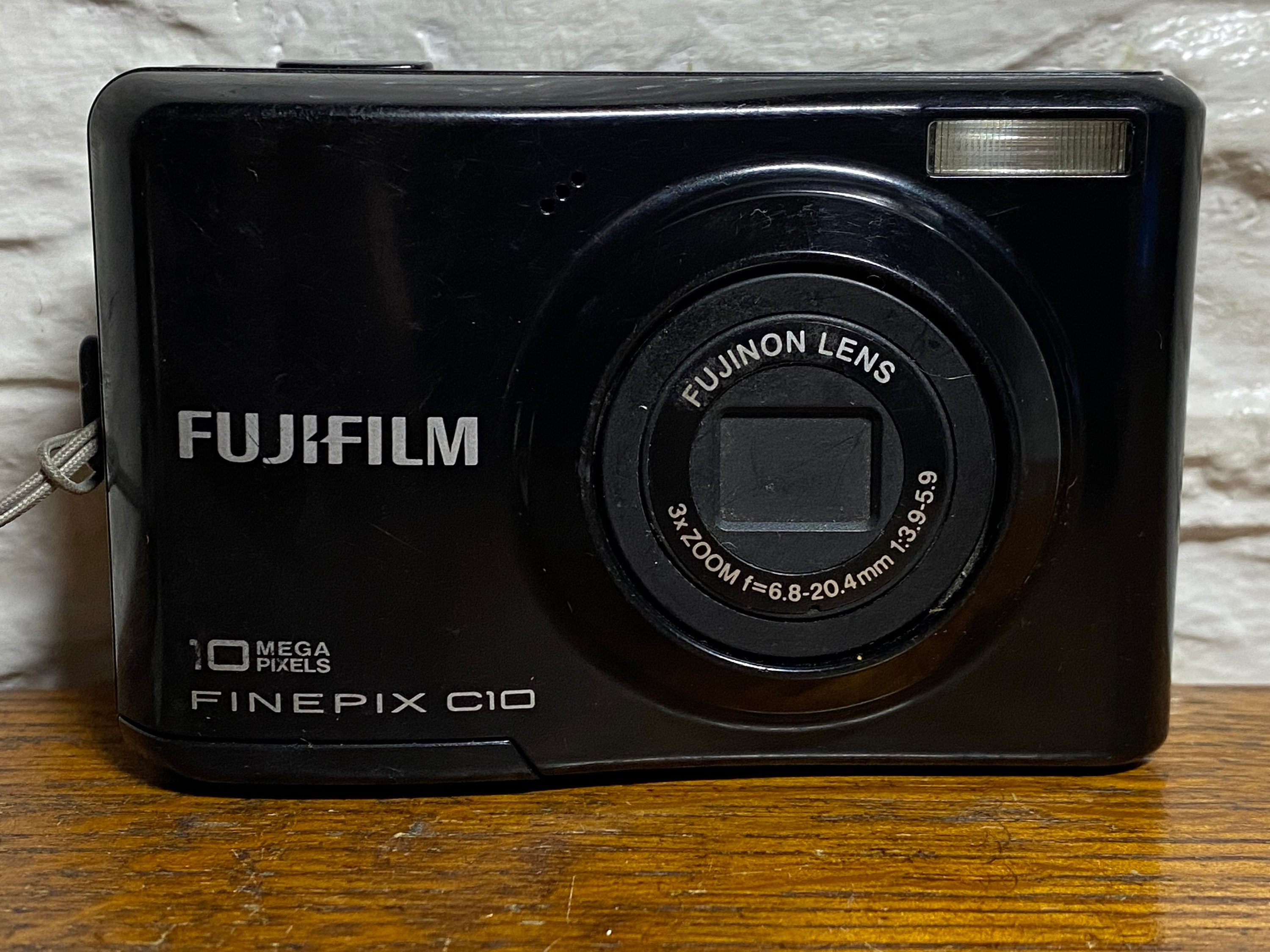 Fujifilm Finepix C10 Digital Camera / Vintage Digital / - Etsy
