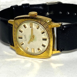 AU 10 Womens watch, Luch watch, ladies watch, vintage womens watch, Russian girl watch, art deco watch