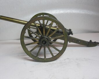 Collectible Military Toys Field Vintage Cannon Handmade Pewter Statue Tin Metal Miniature Action Figurines