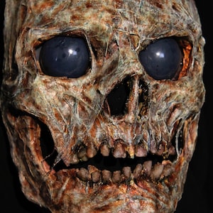 Skelter Skull Mask