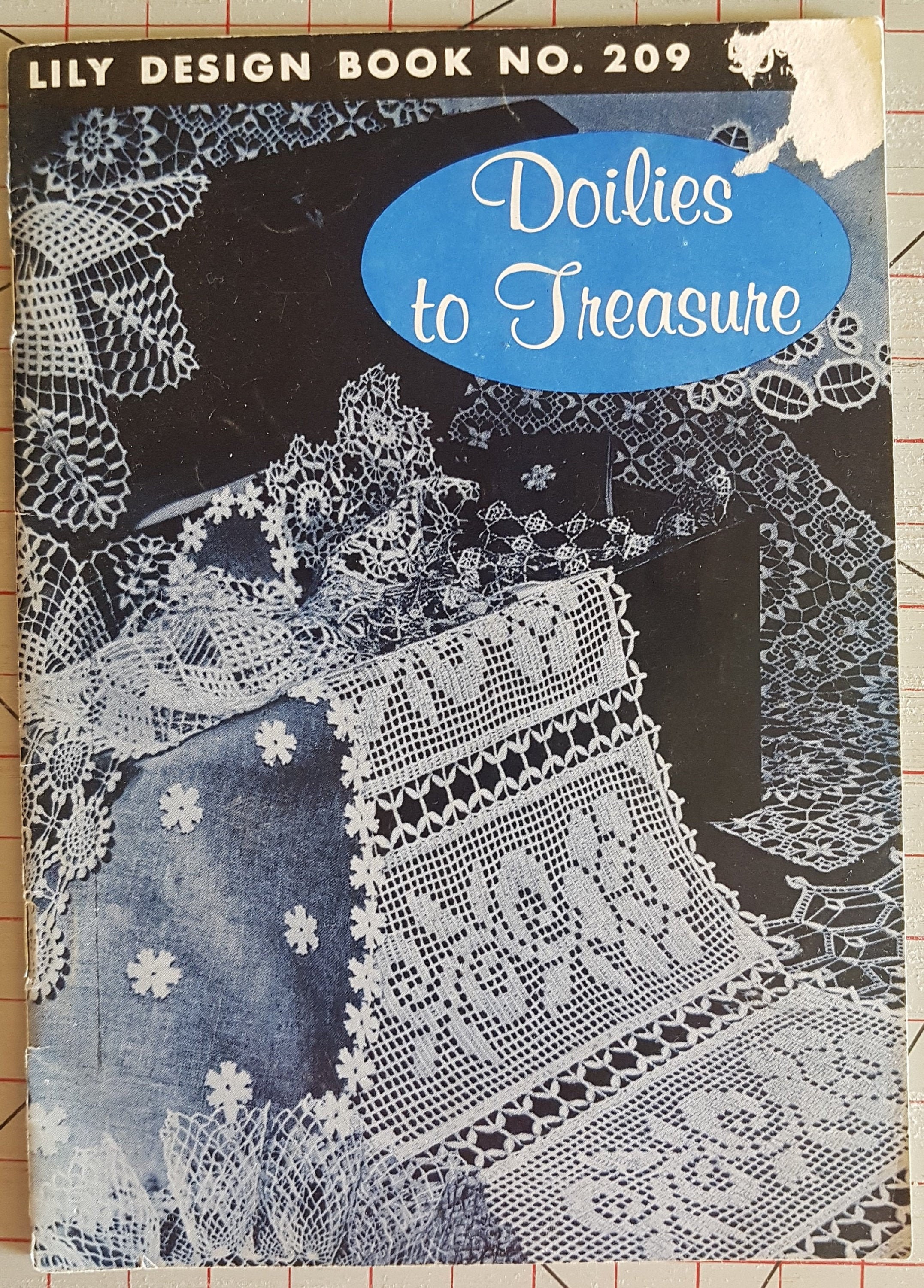 Vintage Lily Crochet Booklet No. 209 Doilies to Treasure - Etsy