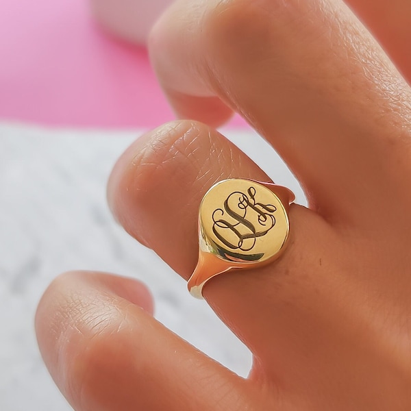 Signet Ring-Personalized Signet Ring-Initial Signet Ring-Monogram Ring-Personalized Jewelry-Gold Signet Ring-Monogram Jewelry-Bridesmaid