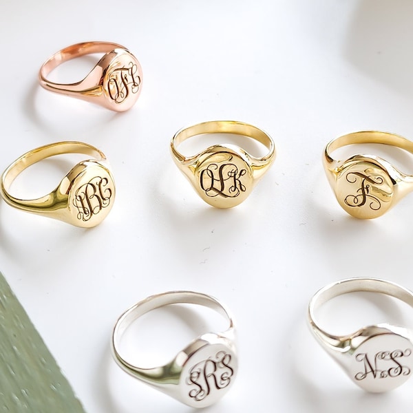 Monogram Ring-Personalized Signet Ring-Initial Signet Ring-Signet Ring-Personalized Jewelry-Gold Signet Ring-Monogram Jewelry-Bridesmaid