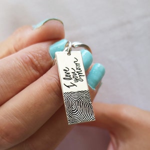 Llavero de huellas dactilares real- Llavero de huellas dactilares de plata esterlina-Llavero de escritura a mano - Llavero de huellas dactilares personalizado -Regalos conmemorativos