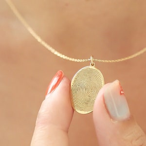 Fingerprint Handwriting Necklace in Sterling Silver • Memorial Fingerprint Jewelry • Memorial Gift • Gift for her