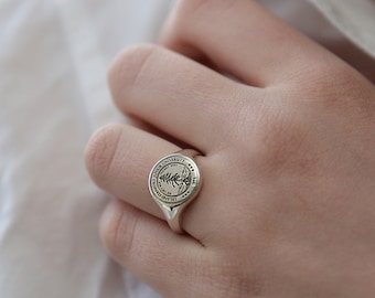 College Class Ring-Class Rings-Graduation Ring-School Rings-Senior Class Ring-High School Class Ring-College Ring-Graduation Gift-Signet