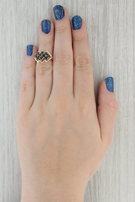 Vintage 1.50ctw Blue Sapphire Cluster Ring 9k Yel… - image 8