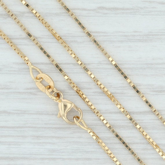 New Box Chain Necklace 18" 18k Yellow Gold 0.9mm … - image 4