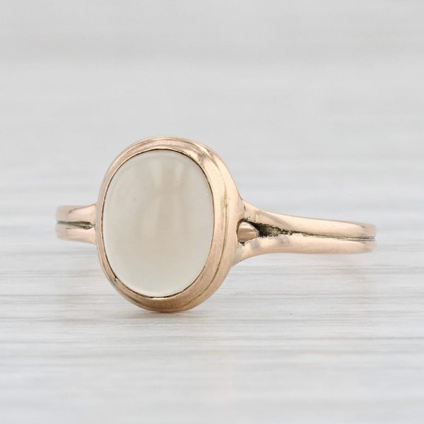 Vintage Moonstone Oval Cabochon Solitaire Ring 9k Yellow Gold Size 6.5