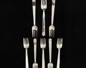 Tiffany Co Set of 8 Salad Forks Hampton Sterling Silver 1934 Cloth Carrier