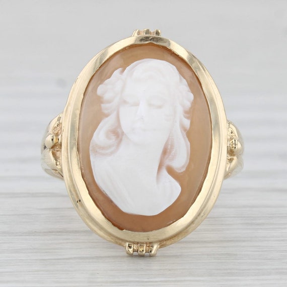 Vintage Carved Shell Cameo Ring 14k Yellow Gold S… - image 2