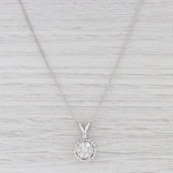 0.67ctw Diamond Flower Pendant Necklace 
