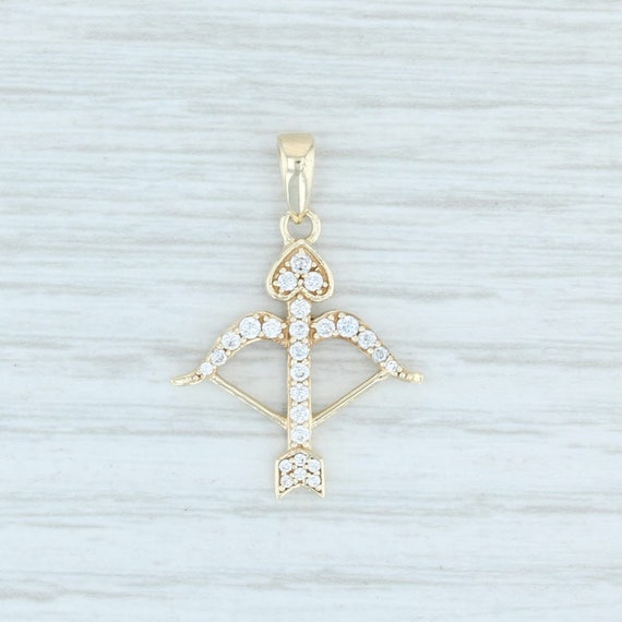 Cubic Zirconia Cupid’s Arrow Pendant 10k Yellow Go