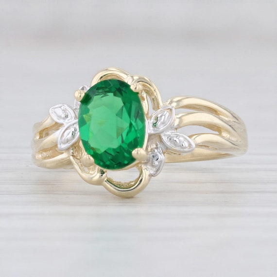 Green Glass Ring, Solitaire Ring, Yellow Gold Ring