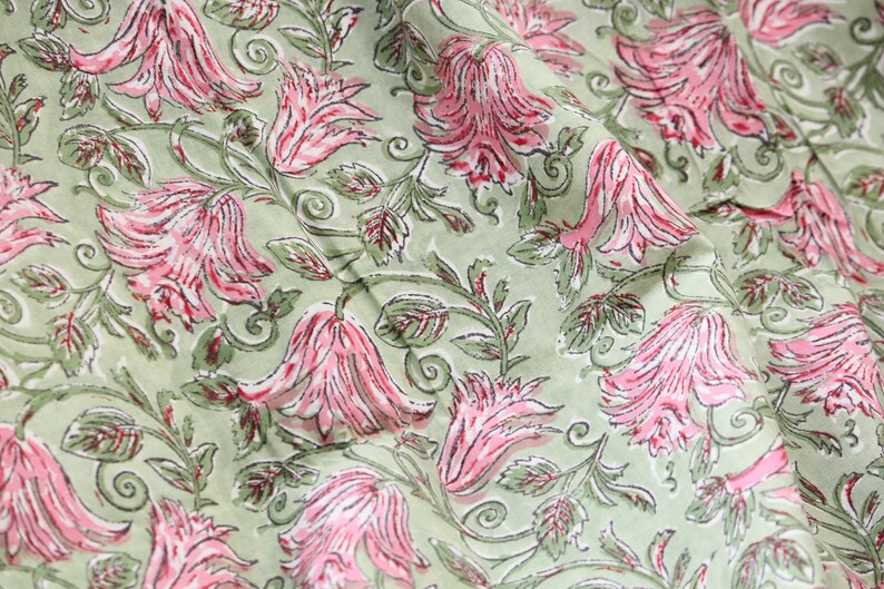 1 yard-Motif floral rose vert imprimé à la main tissu de coton-imprimé rose floral rose avec feuilles vertes-mode filles robe tissu / courtepointe / décor image 5