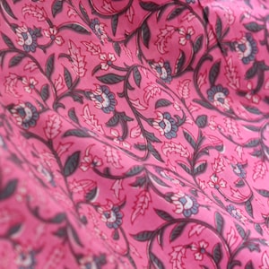 1 yard-Rose pink printed cotton printed fabric by the yard-blue floral print fabric-floral fabric-Blue floral print