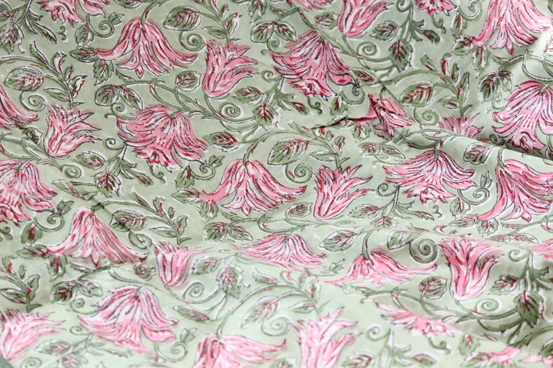 1 yard-Motif floral rose vert imprimé à la main tissu de coton-imprimé rose floral rose avec feuilles vertes-mode filles robe tissu / courtepointe / décor image 4