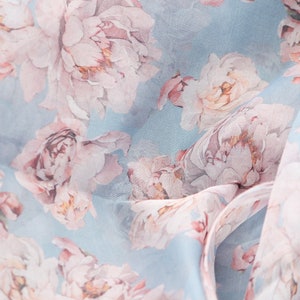 1 yard-organza fabric by the yard-Gorgeous watercolor look roses printed organza fabric-floral fabric-print pink roses-sheer fabric
