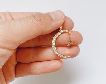 Gold Moon Star Necklace: Celestial Pendant Jewelry
