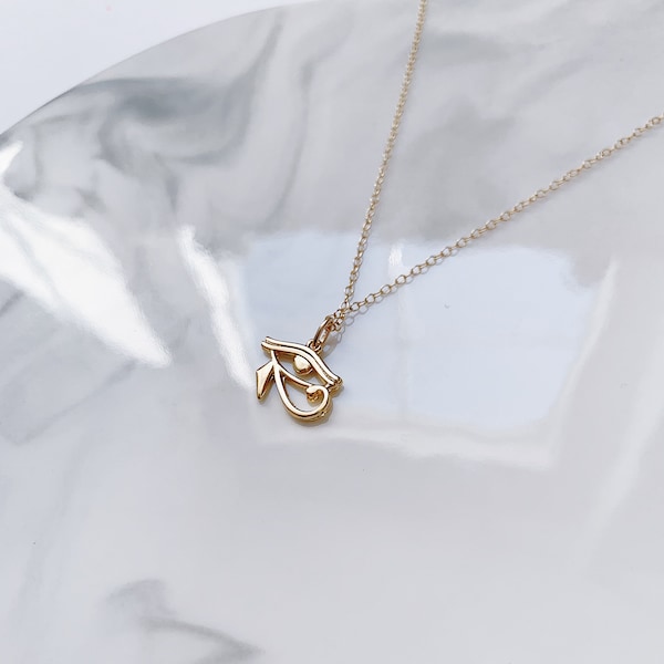 Eye of horus necklace, Eye Necklace, Gold Eye of Horus Protection Necklace, Dainty Necklace, Delicate Jewelry, Eye of horus pendant, Elena