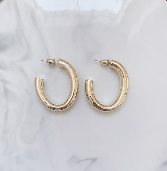 Update 244+ lightweight gold hoop earrings latest