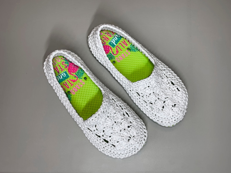 Crochet Pattern PDF, Slippers With Flip Flop Soles, Crochet Summer Slippers, House Shoes, Women's Crochet Women's Vacation Shoe Pattern PDF afbeelding 5
