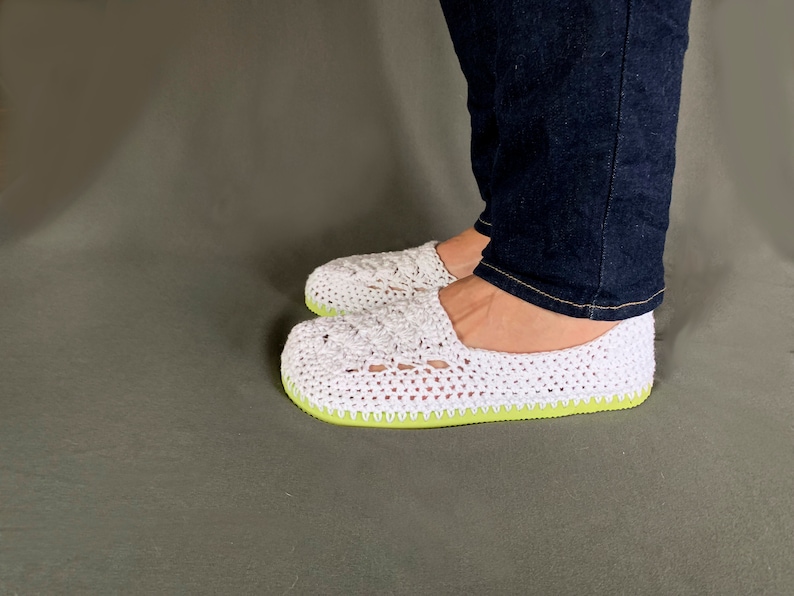 Crochet Pattern PDF, Slippers With Flip Flop Soles, Crochet Summer Slippers, House Shoes, Women's Crochet Women's Vacation Shoe Pattern PDF afbeelding 2