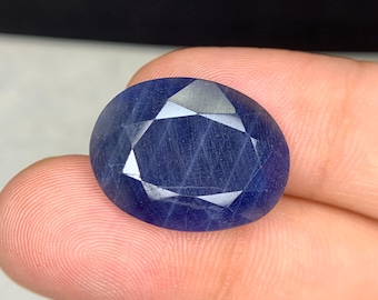 Natural Blue Sapphire from Madagascar 20.5x16 MM 17.10 Carat Oval Shape Faceted Sapphire Loose Gemstone for Jewellery Making