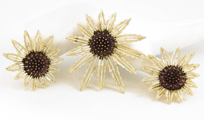 Matching Set Brooch Clip On Earrings,Sarah Coventry Collectors Item Trending Now Vintage Jewelry Sarah Coventry Original Box Vintage