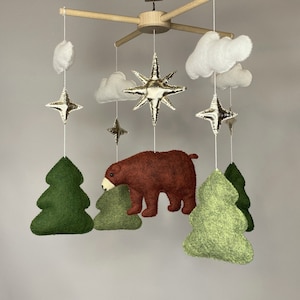 Baby mobile Forest bear, crib mobile, nursery mobile, woodland mobile, animal baby mobile, woodland felt mobile, baby mobile boy