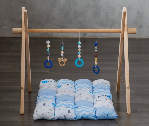 wooden play mat mobile