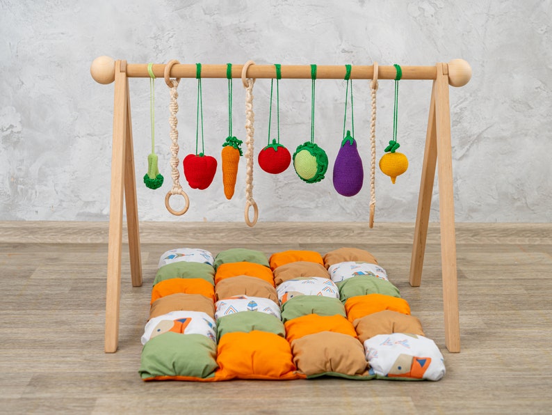 Vegetable baby gym toys and baby play mat, wooden baby gym, baby play gym, baby activity mat, baby gym mat, baby activity gym, play gym toy image 10