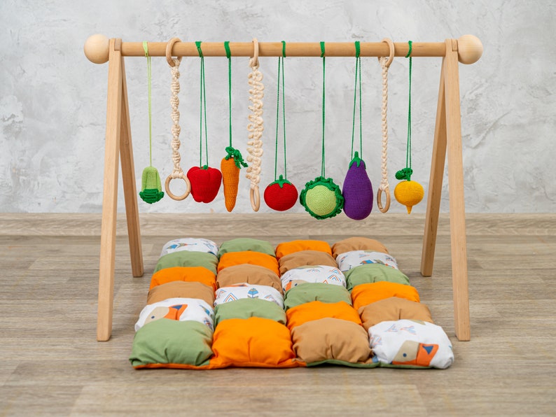 Vegetable baby gym toys and baby play mat, wooden baby gym, baby play gym, baby activity mat, baby gym mat, baby activity gym, play gym toy image 7