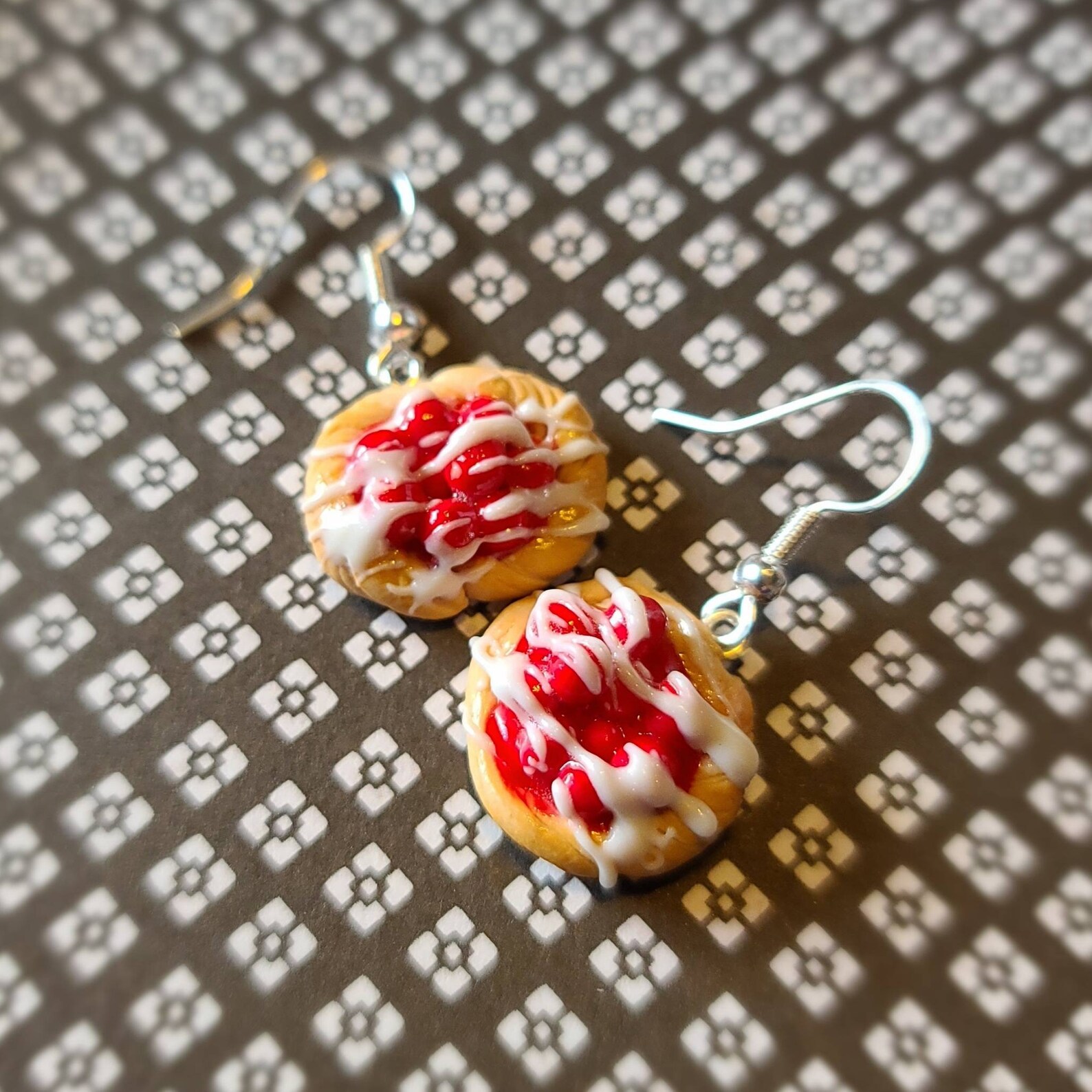 Darlings of Denmark Earrings Tuut-Cherry