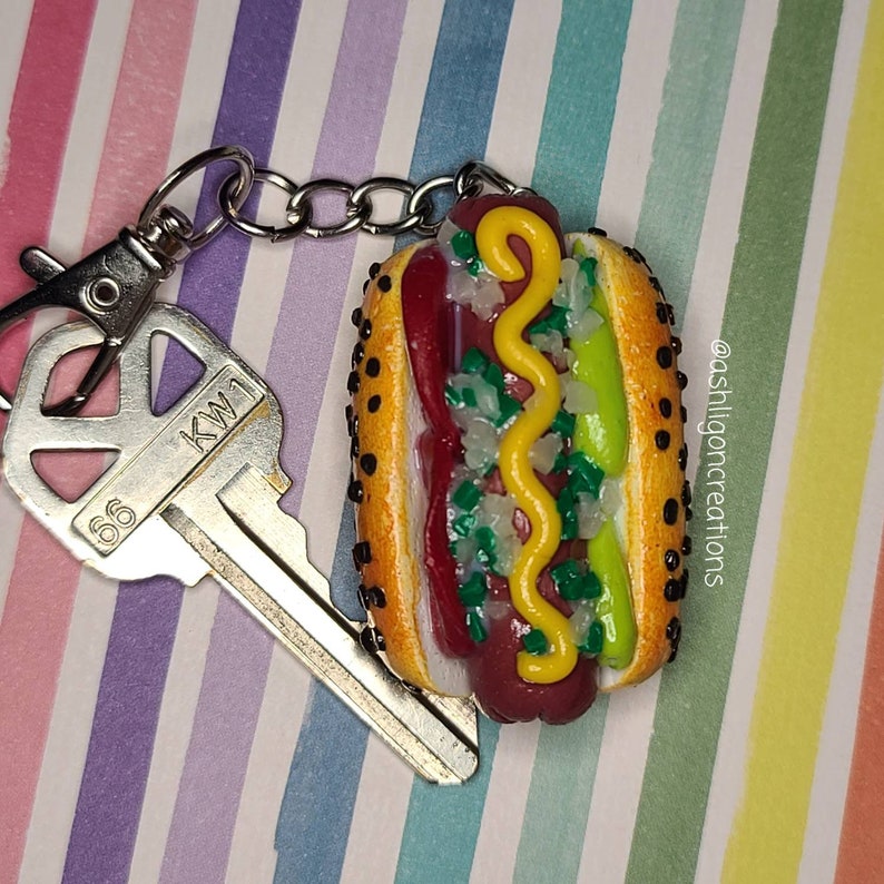 Chicago Dog Keychain image 9