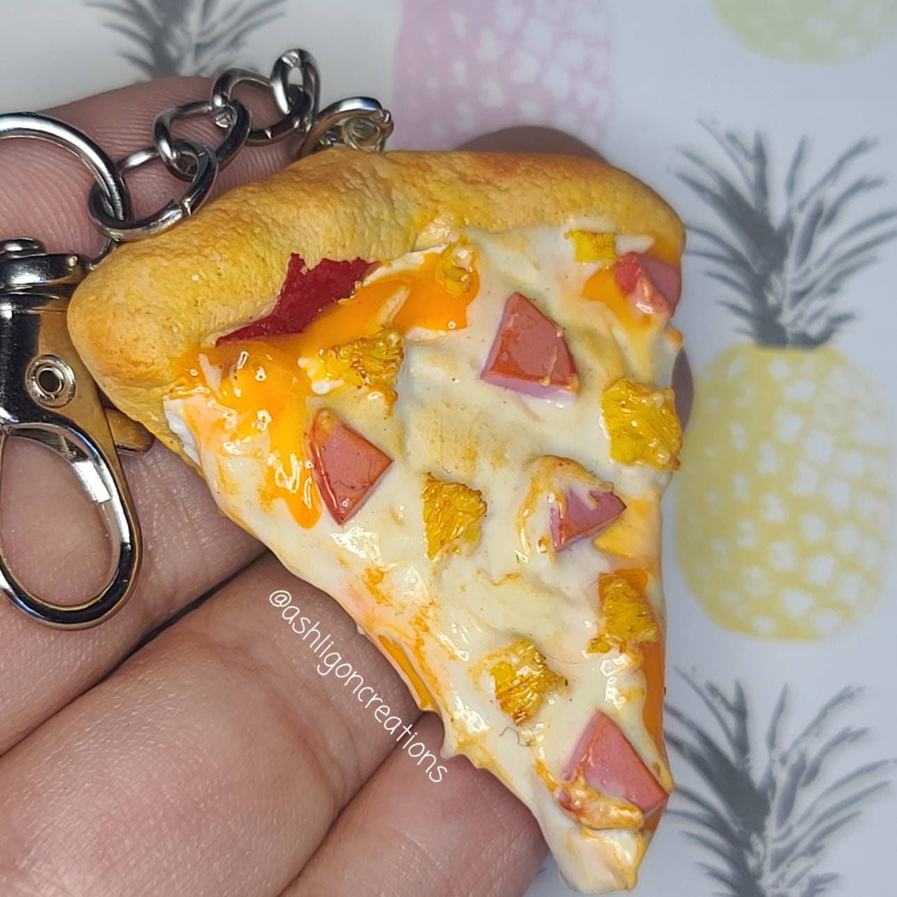 Pizza keychain best sale