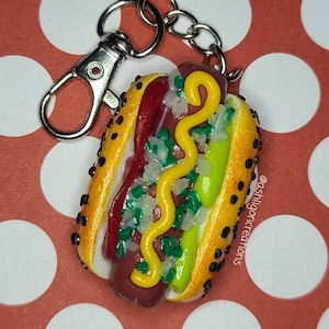 Chicago Dog Keychain